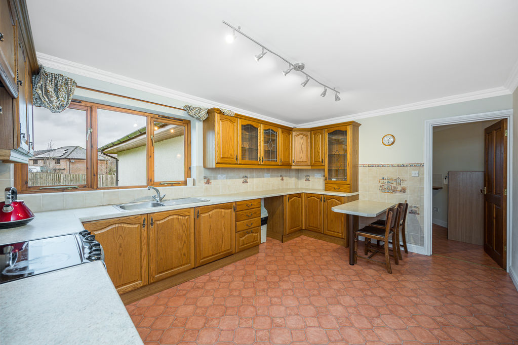 Kitchen- click for photo gallery